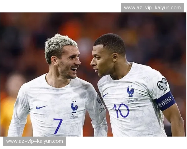 龙影共舞高卢雄鸡：当中国红遇见法兰西蓝的足球狂想曲